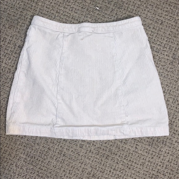 Tan button down skirt. Decently stretchy material - Picture 2 of 3